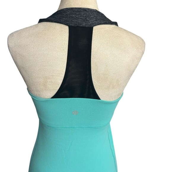 Lululemon No Limits Green Black Built In Sport Bra Racerback Tank Top Size 6 - Picture 5 of 7